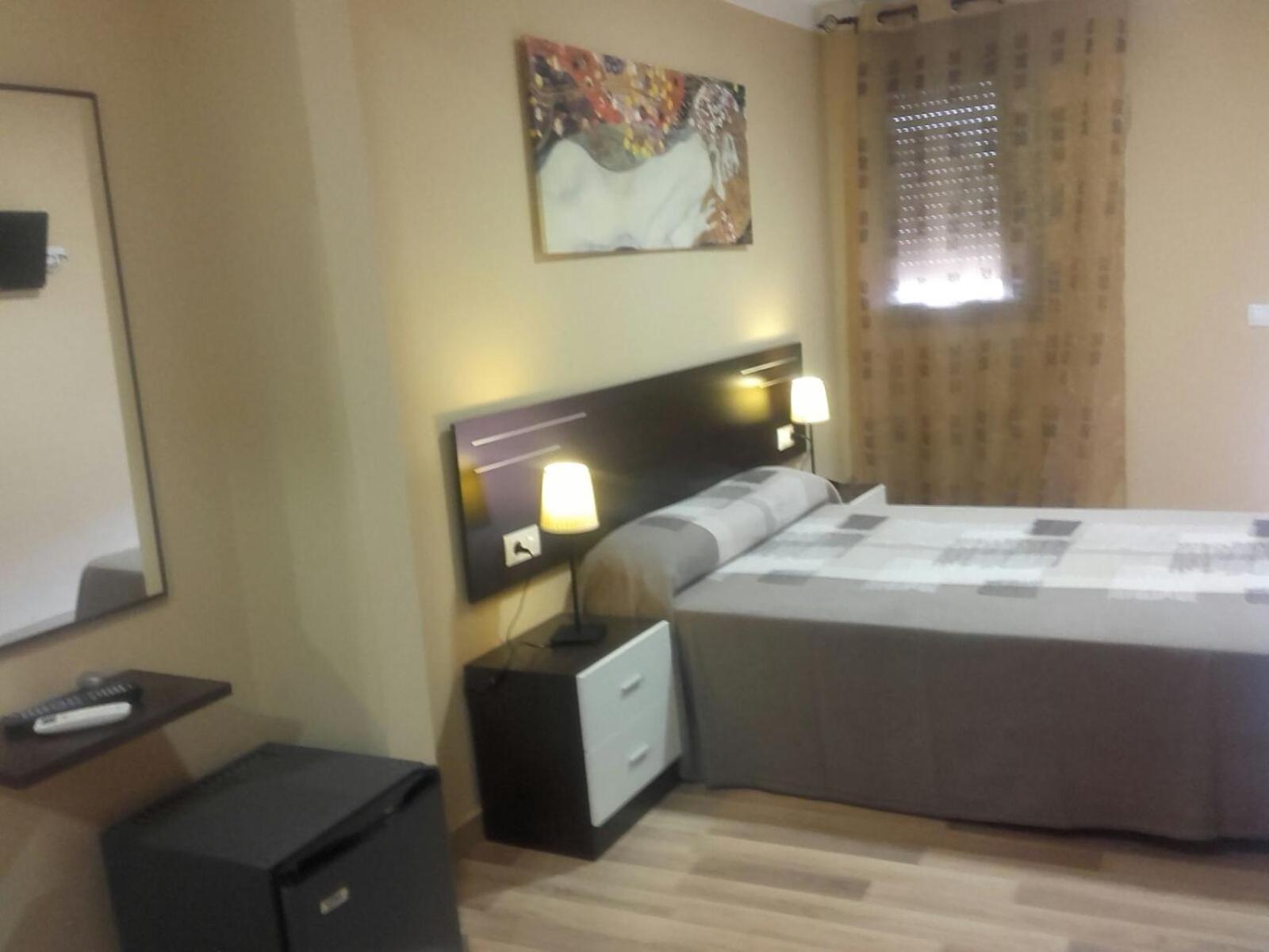 Pension Avenida Vilafranca del Penedès Zimmer foto