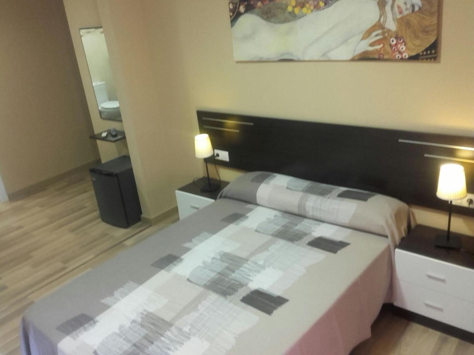 Pension Avenida Vilafranca del Penedès Zimmer foto