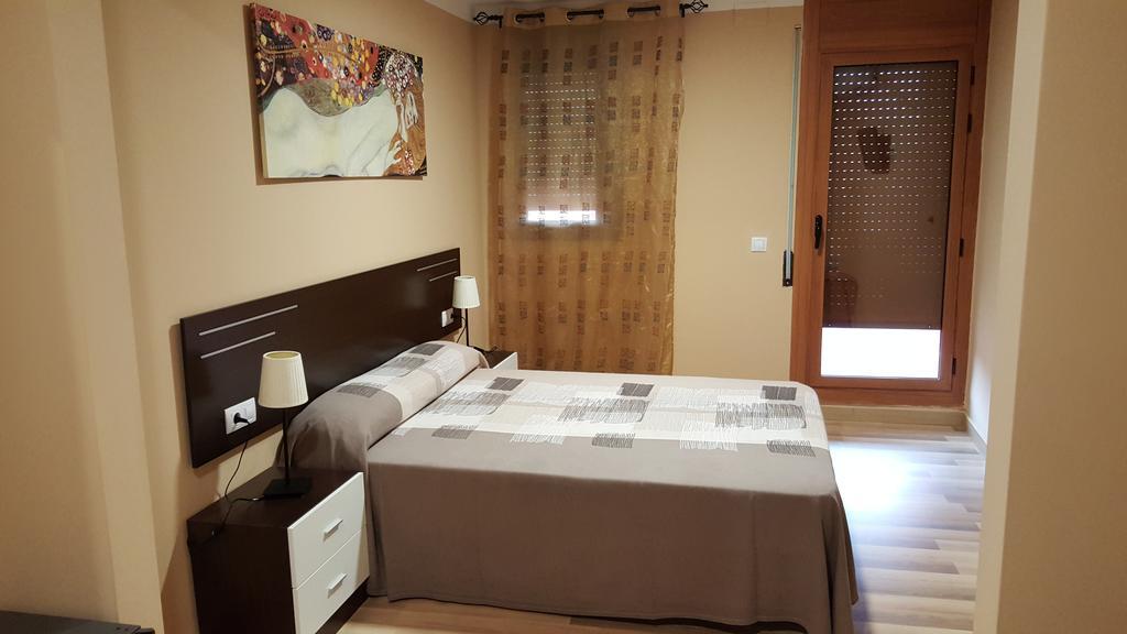 Pension Avenida Vilafranca del Penedès Exterior foto
